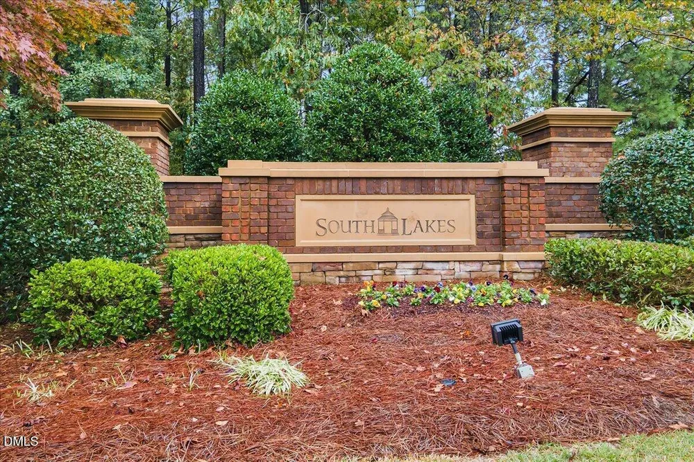 531 Glenville Lake Dr, Fuquay-Varina, NC 27526
