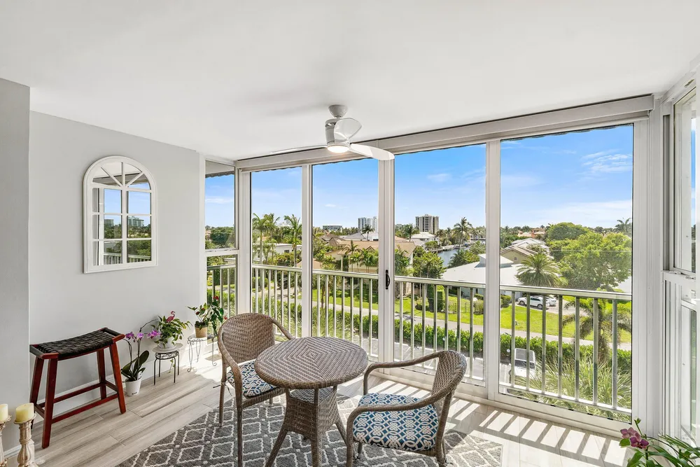 930 Dogwood Dr, Delray Beach, FL 33483