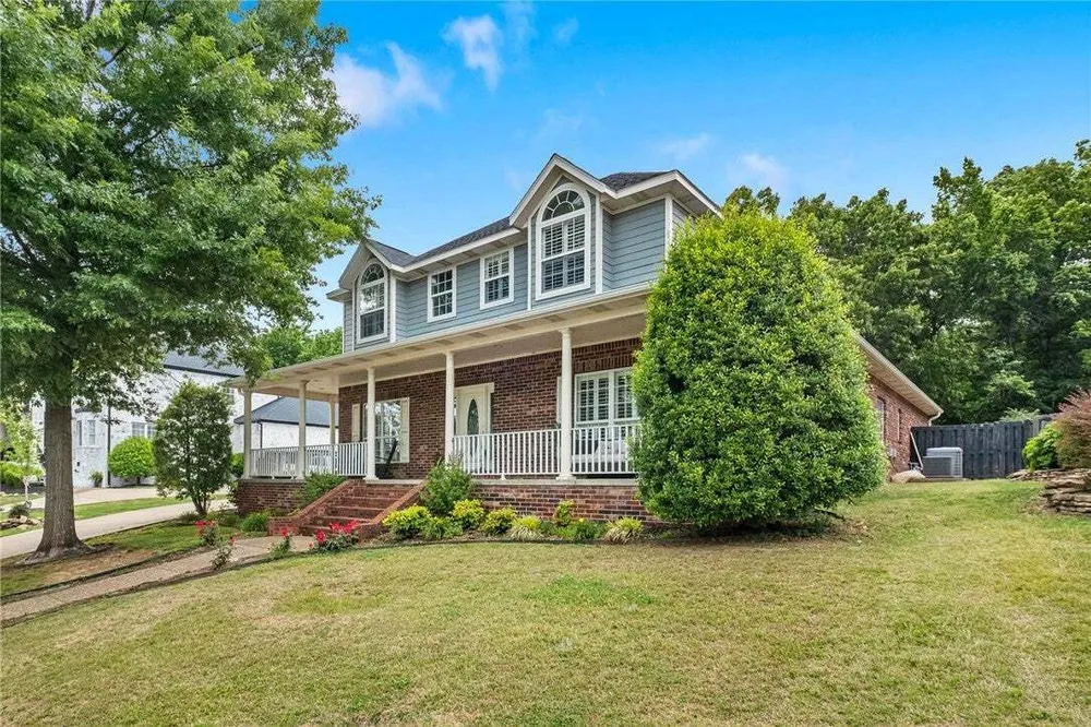 6803 W Shadow Valley Rd, Rogers, AR 72758
