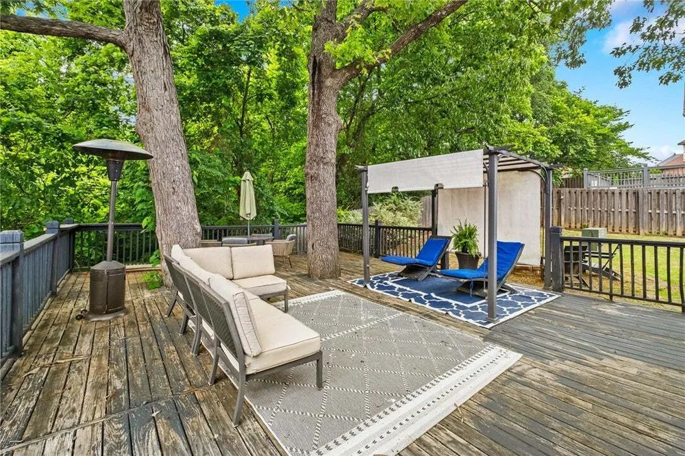 6803 W Shadow Valley Rd, Rogers, AR 72758
