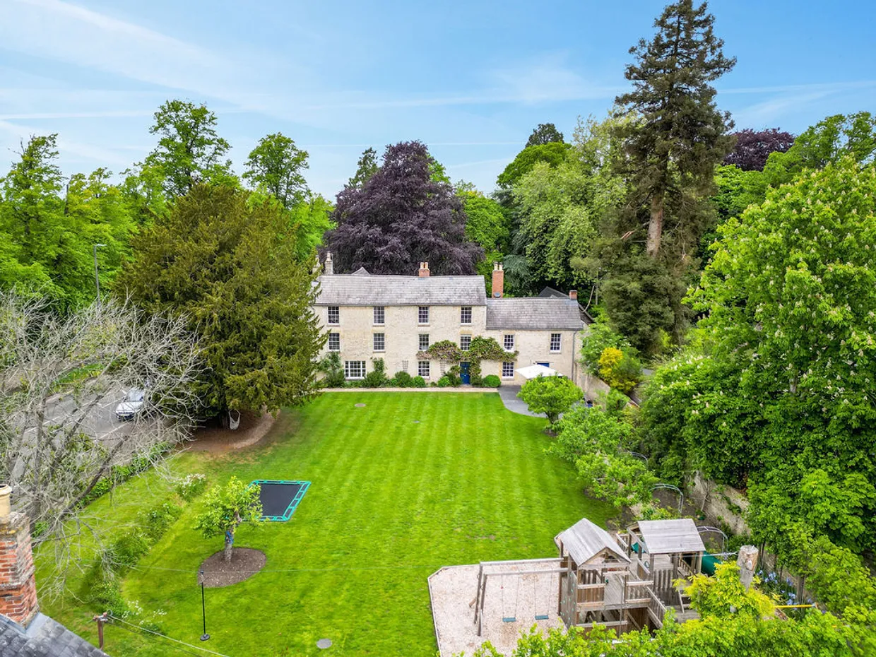 Stratton, Cirencester, GL7 photo 41