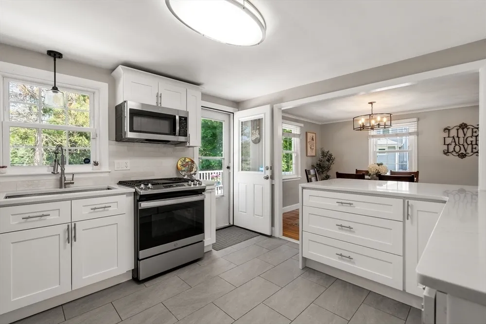 1 Deroma Rd, Boston, MA 02132