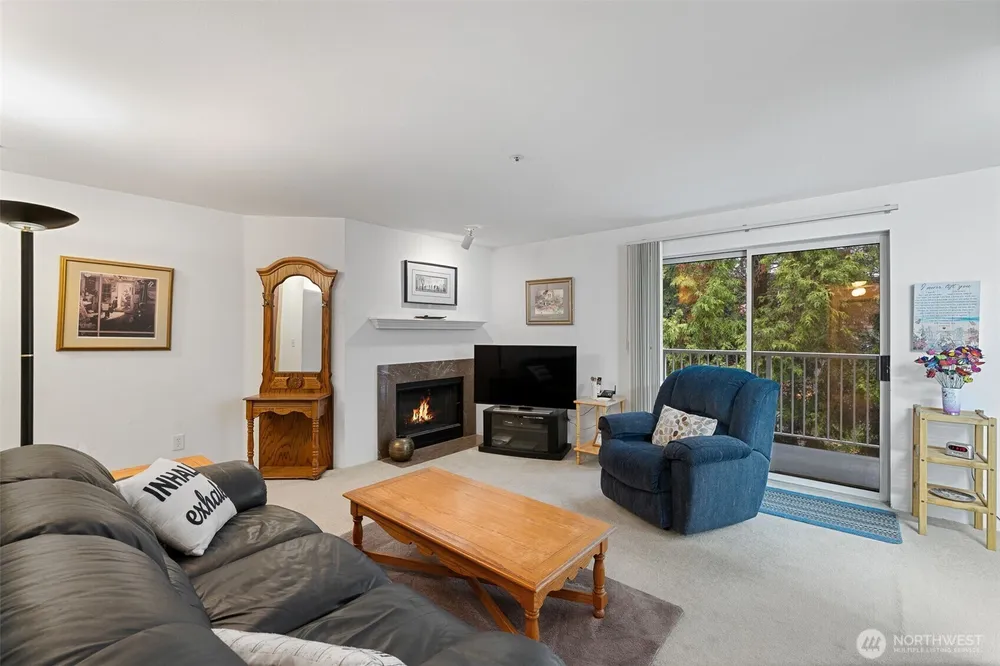 7453 Newcastle Golf Club Rd, Newcastle, WA 98059