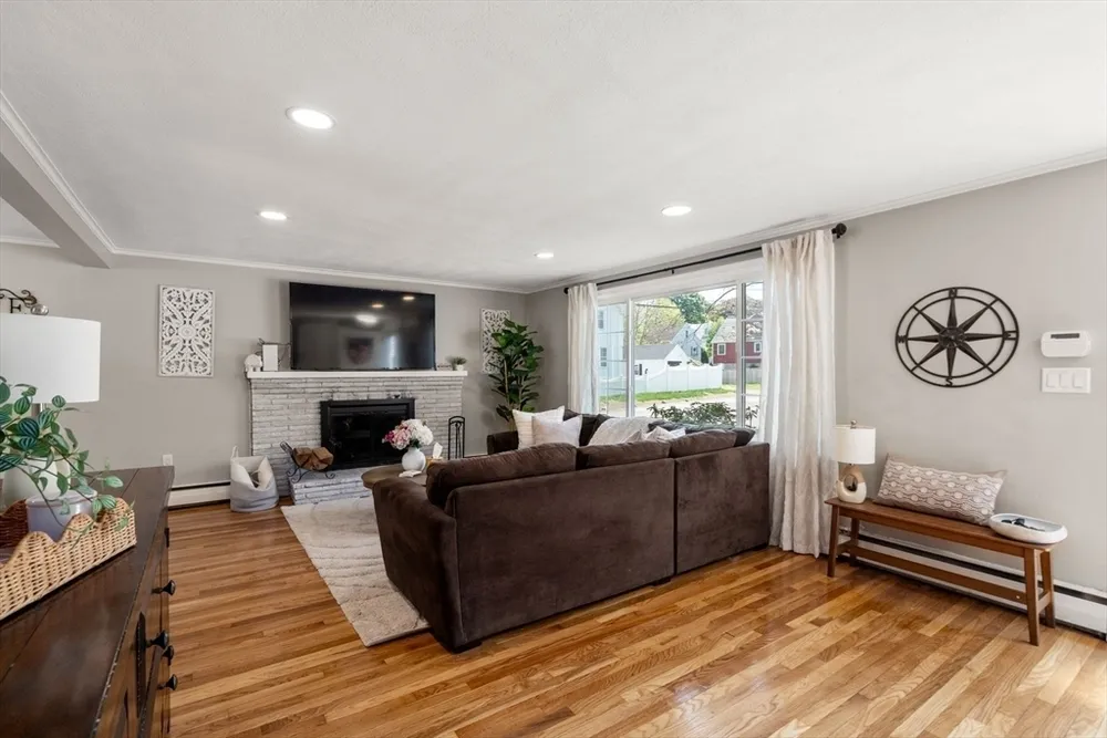 1 Deroma Rd, Boston, MA 02132