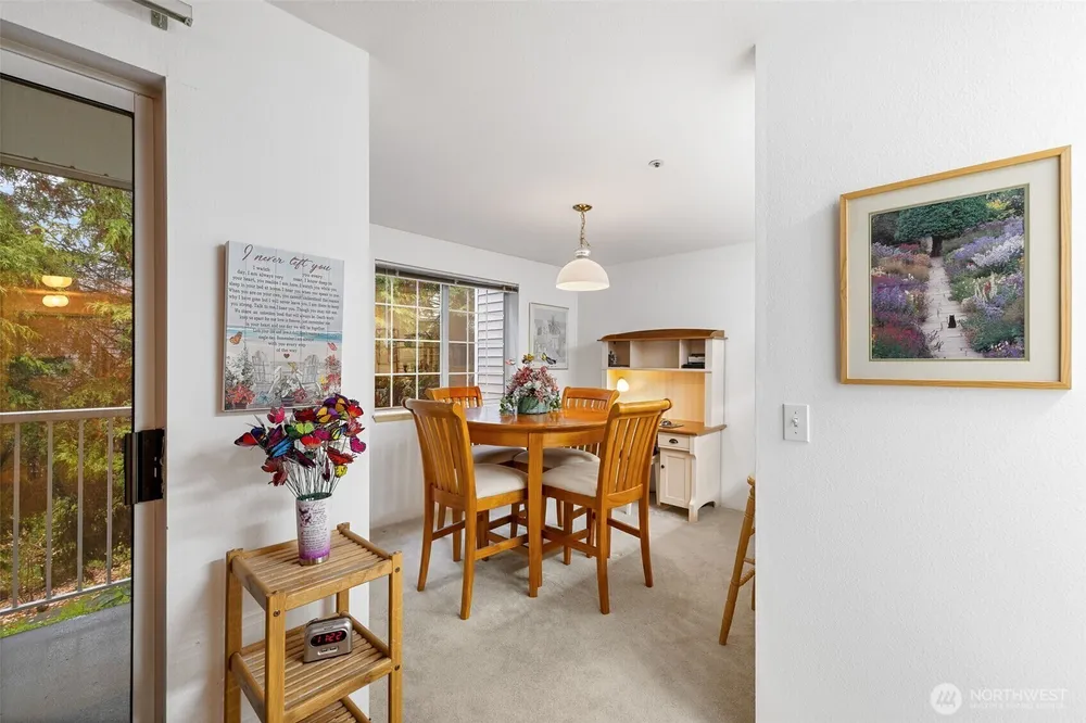 7453 Newcastle Golf Club Rd, Newcastle, WA 98059