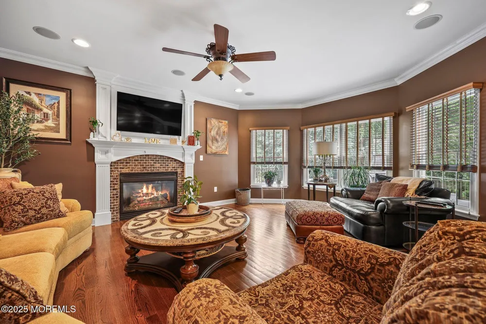 4 White Pines Way, Freehold, NJ 07728