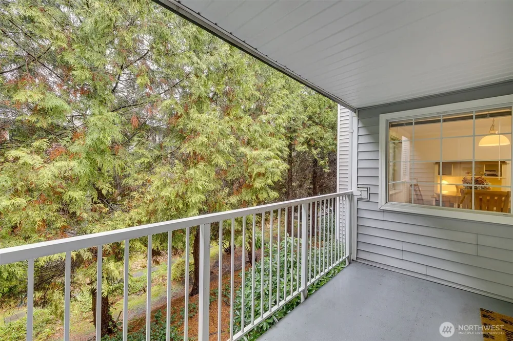 7453 Newcastle Golf Club Rd, Newcastle, WA 98059