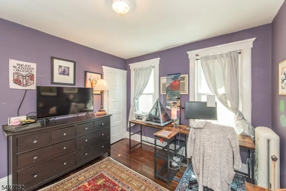 107 Sheridan Ave, Roselle Park, NJ 07204
