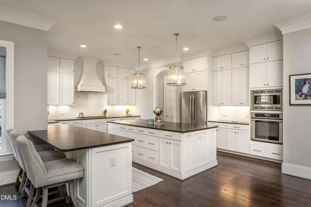 206 Furches St, Raleigh, NC 27607
