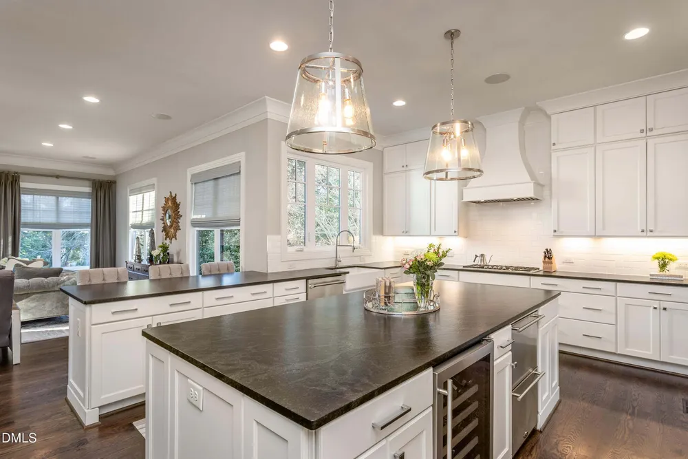 206 Furches St, Raleigh, NC 27607