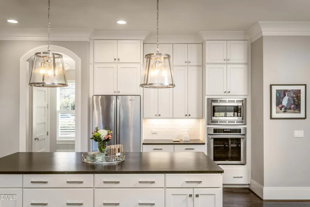 206 Furches St, Raleigh, NC 27607