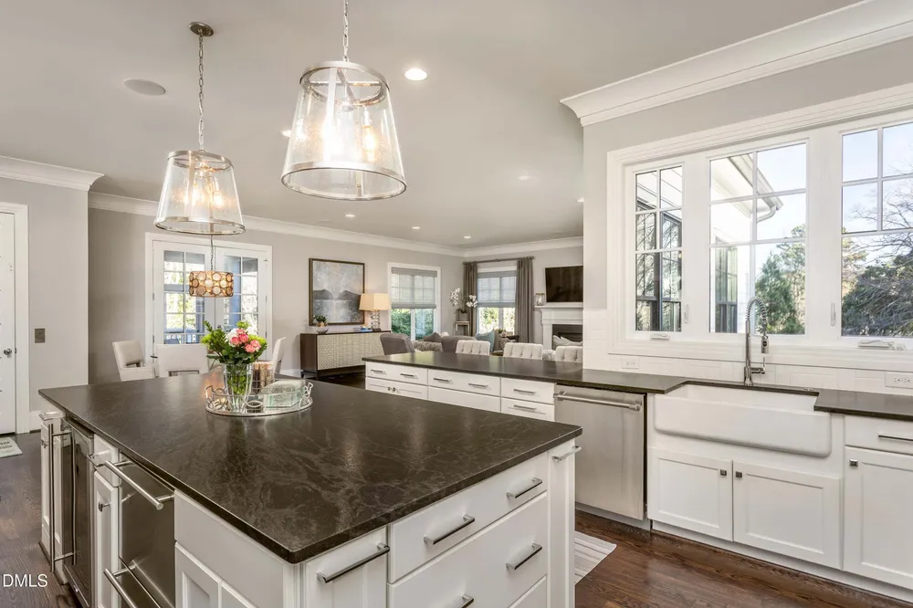 206 Furches St, Raleigh, NC 27607
