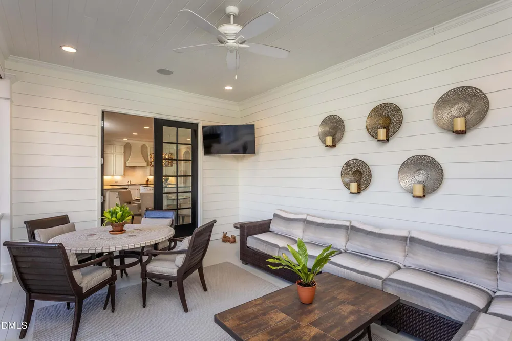 206 Furches St, Raleigh, NC 27607