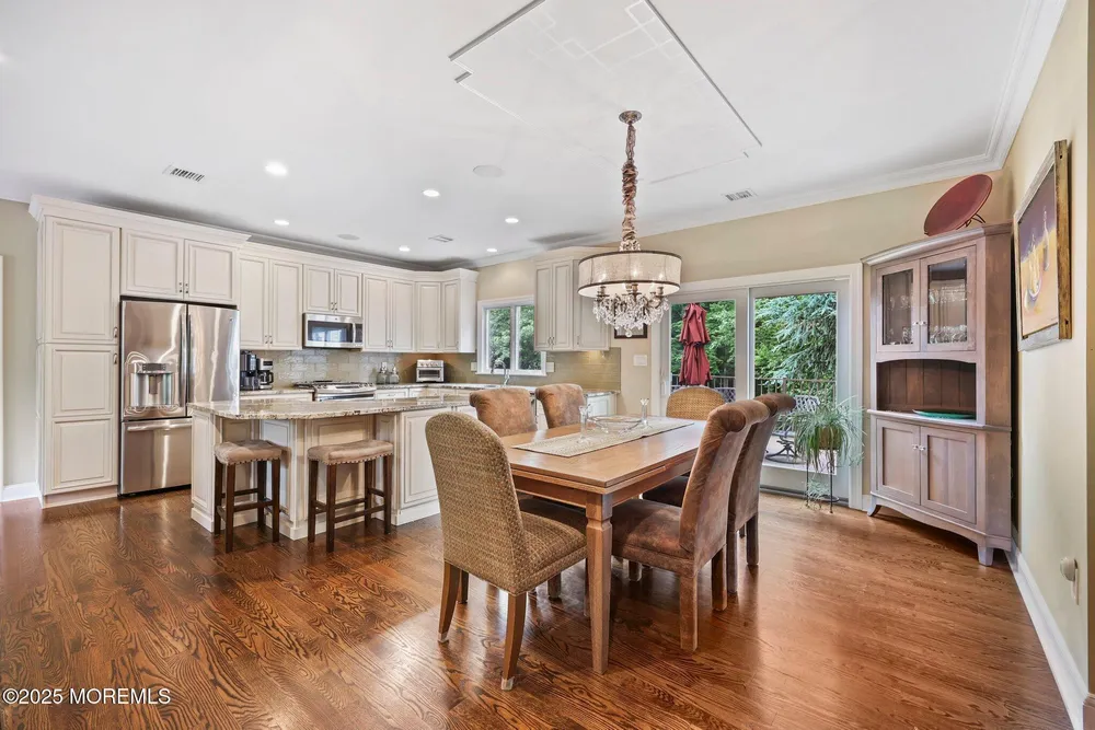 4 White Pines Way, Freehold, NJ 07728