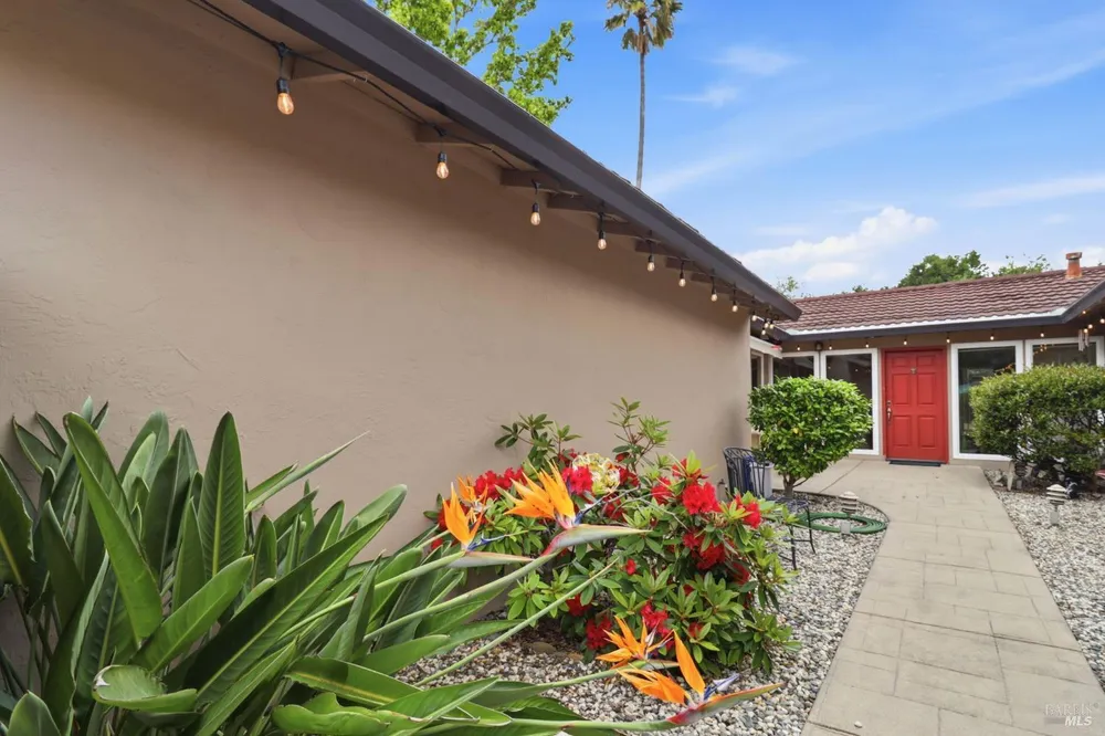 240 Marin Oaks Dr, Novato, CA 94949