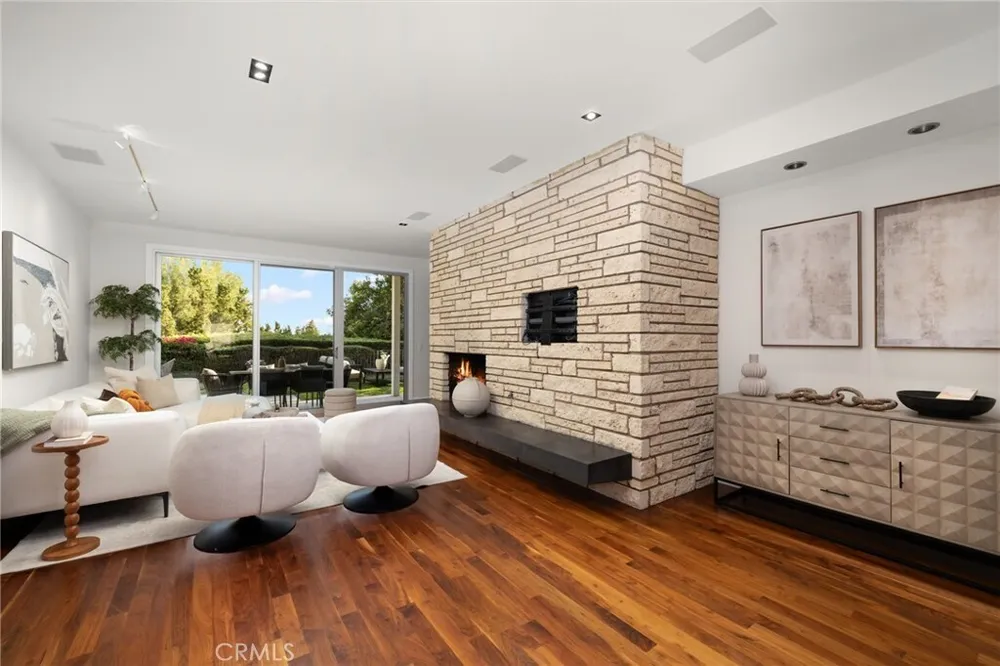 598 Camillo Rd, Sierra Madre, CA 91024