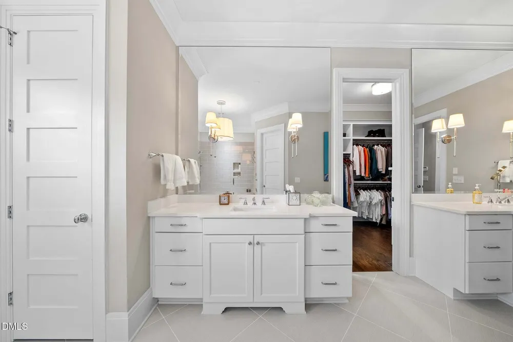 206 Furches St, Raleigh, NC 27607