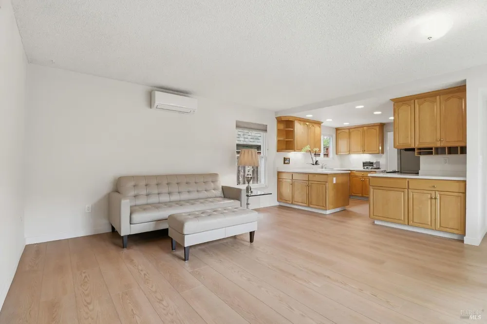 240 Marin Oaks Dr, Novato, CA 94949