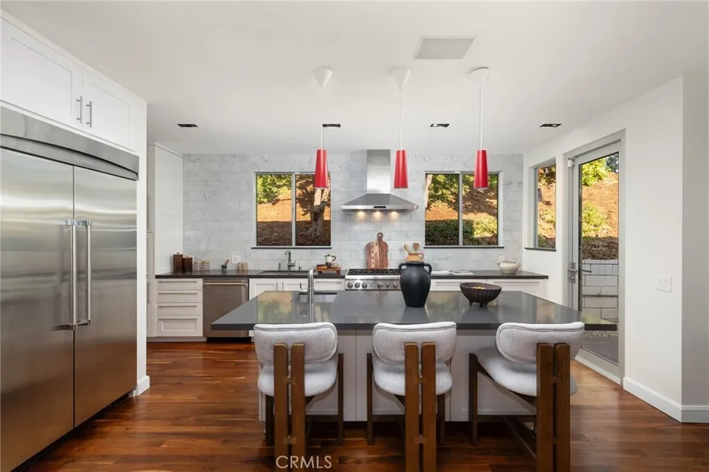598 Camillo Rd, Sierra Madre, CA 91024