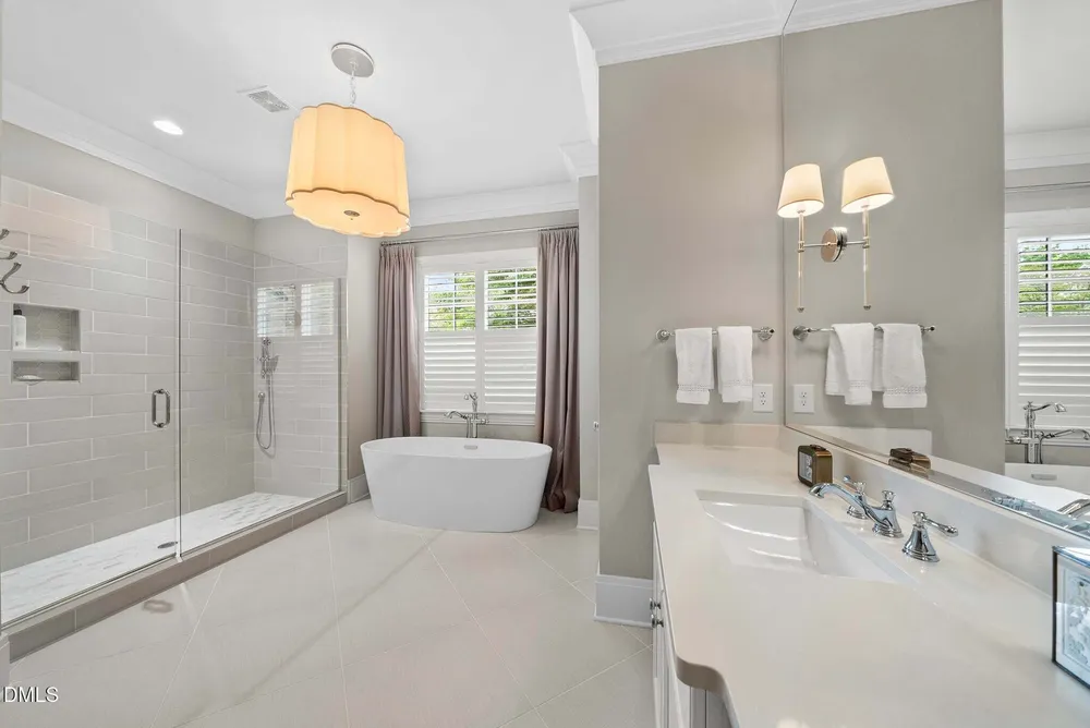 206 Furches St, Raleigh, NC 27607