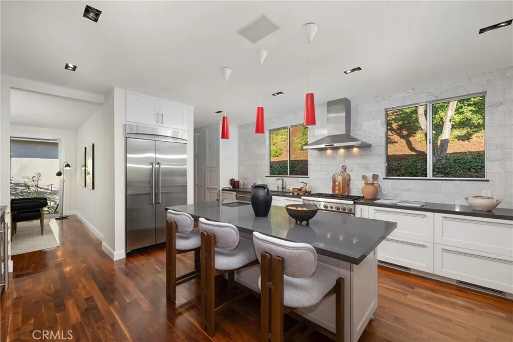 598 Camillo Rd, Sierra Madre, CA 91024