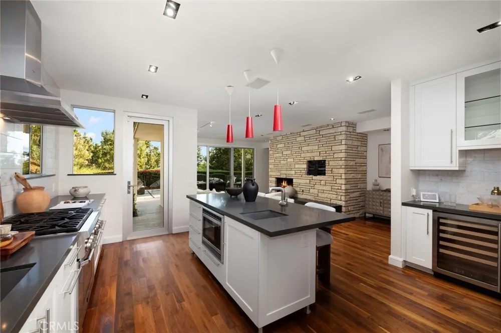 598 Camillo Rd, Sierra Madre, CA 91024