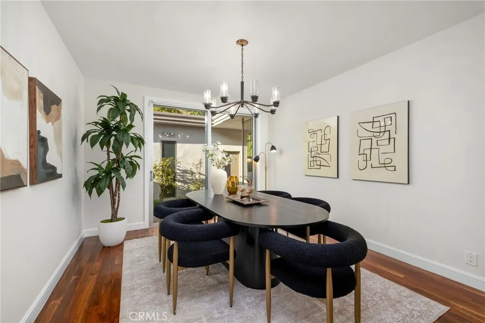 598 Camillo Rd, Sierra Madre, CA 91024