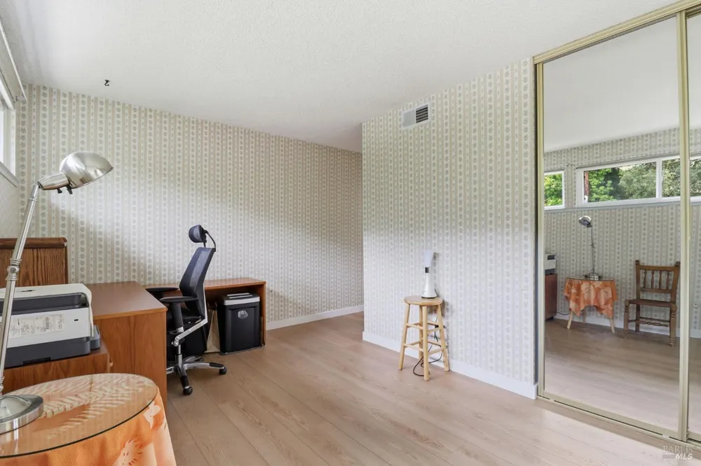 240 Marin Oaks Dr, Novato, CA 94949