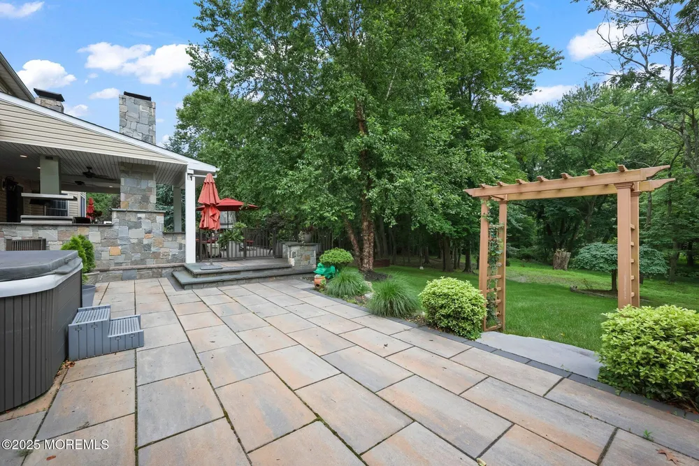 4 White Pines Way, Freehold, NJ 07728