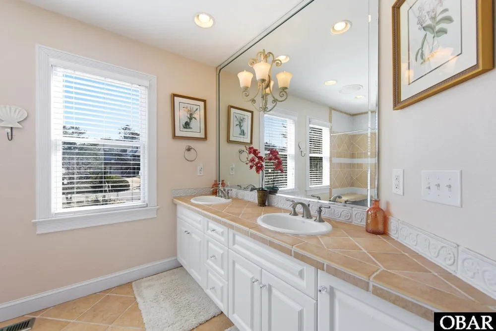 100 Canvasback Dr, Duck, NC 27949