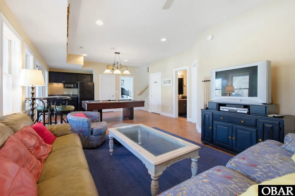 100 Canvasback Dr, Duck, NC 27949