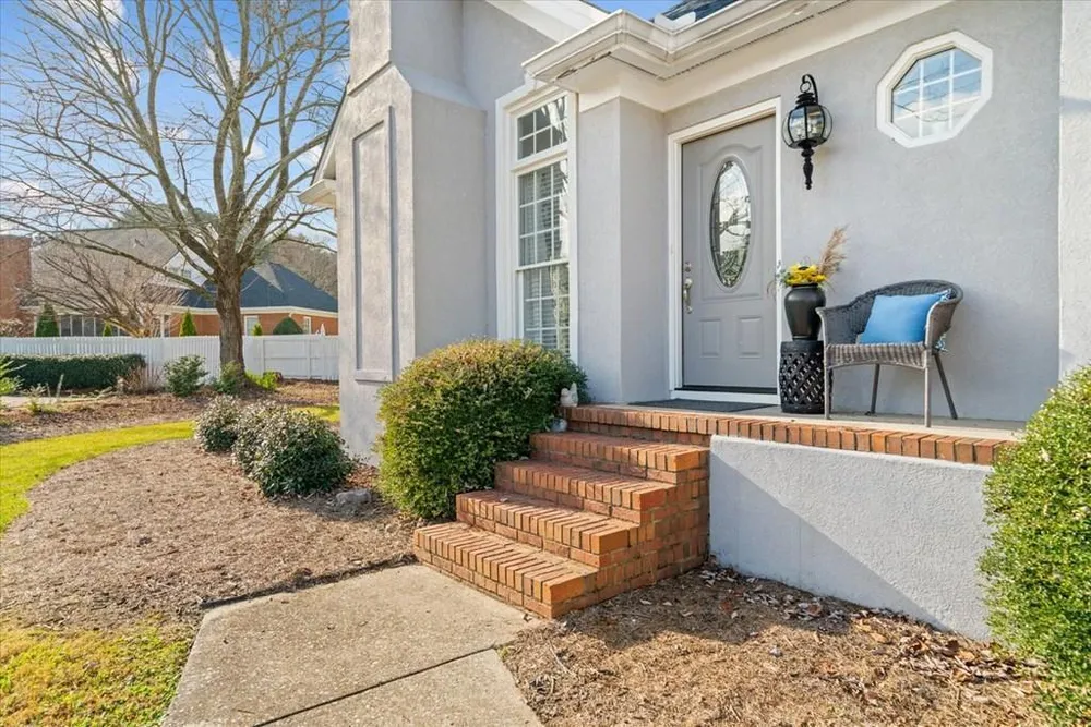 1908 Fairfield Dr, Dalton, GA 30720