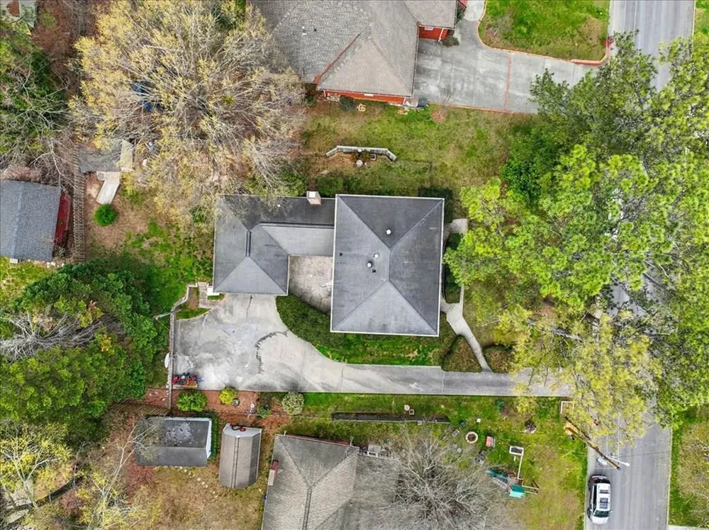 203 Auburn Dr, Dalton, GA 30720