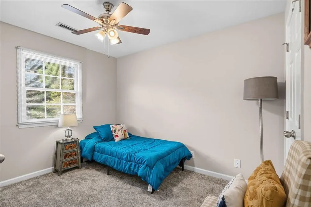 1908 Fairfield Dr, Dalton, GA 30720
