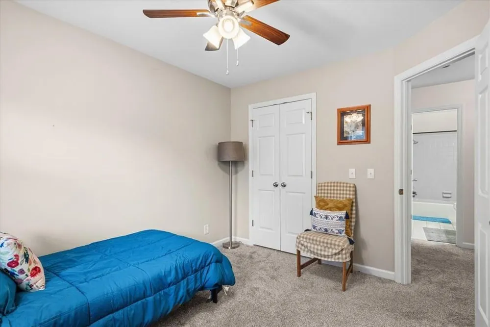 1908 Fairfield Dr, Dalton, GA 30720