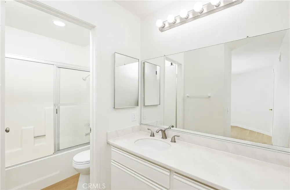 446 Fallingstar, Irvine, CA 92614