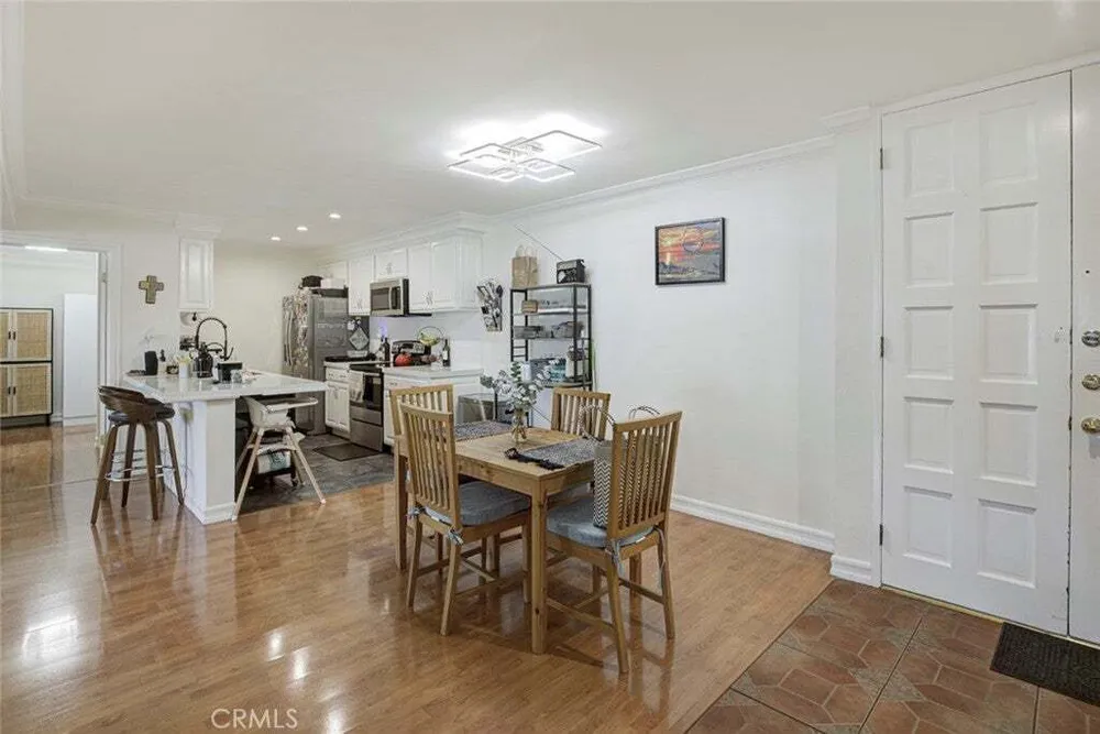 5334 Lindley Ave, Encino, CA 91316
