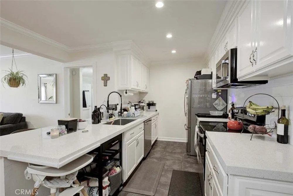 5334 Lindley Ave, Encino, CA 91316