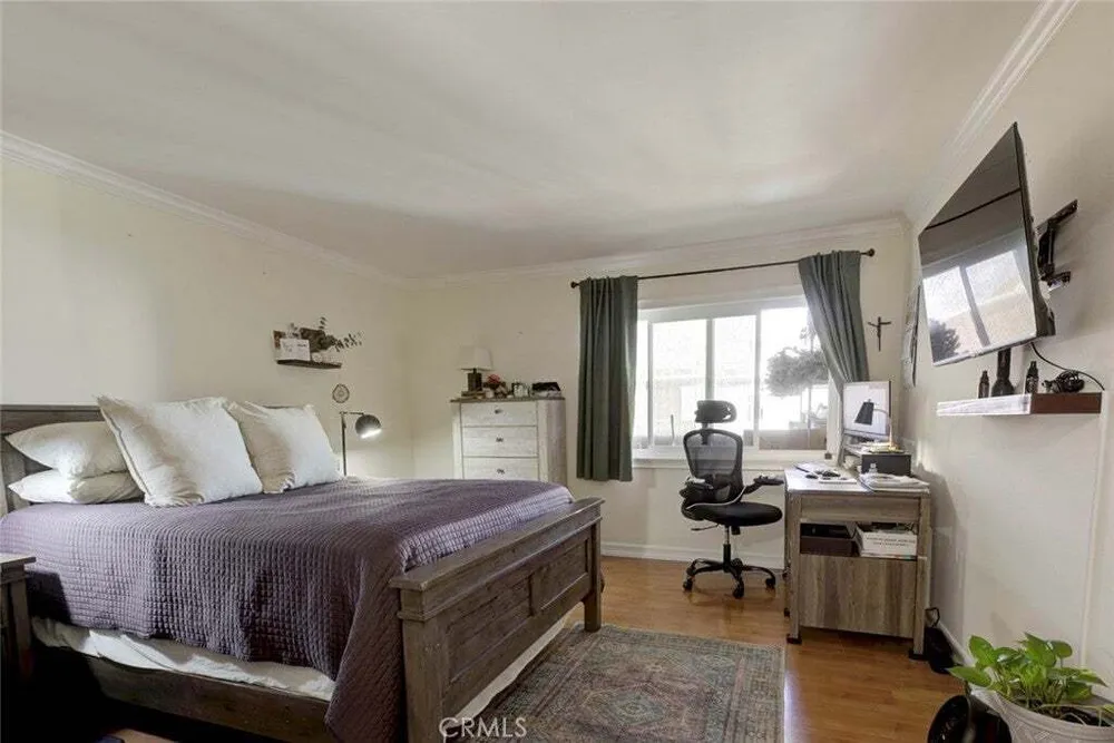 5334 Lindley Ave, Encino, CA 91316