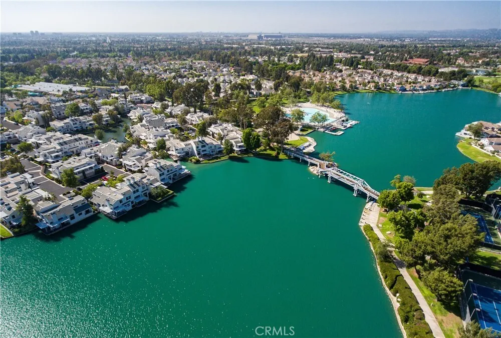 446 Fallingstar, Irvine, CA 92614