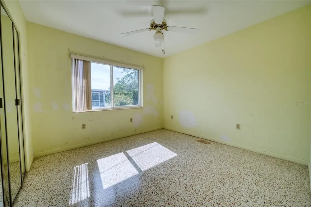 2632 Sunnyside St, Sarasota, FL 34239