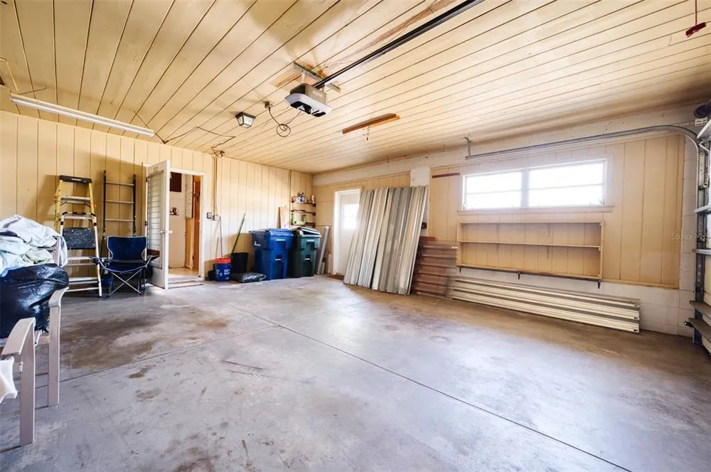 2632 Sunnyside St, Sarasota, FL 34239