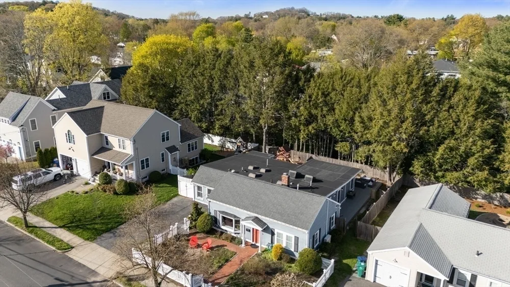 16 Fredette Rd, Newton, MA 02459