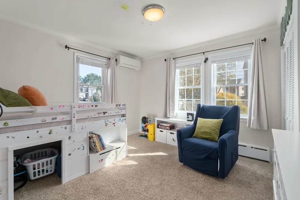 16 Fredette Rd, Newton, MA 02459