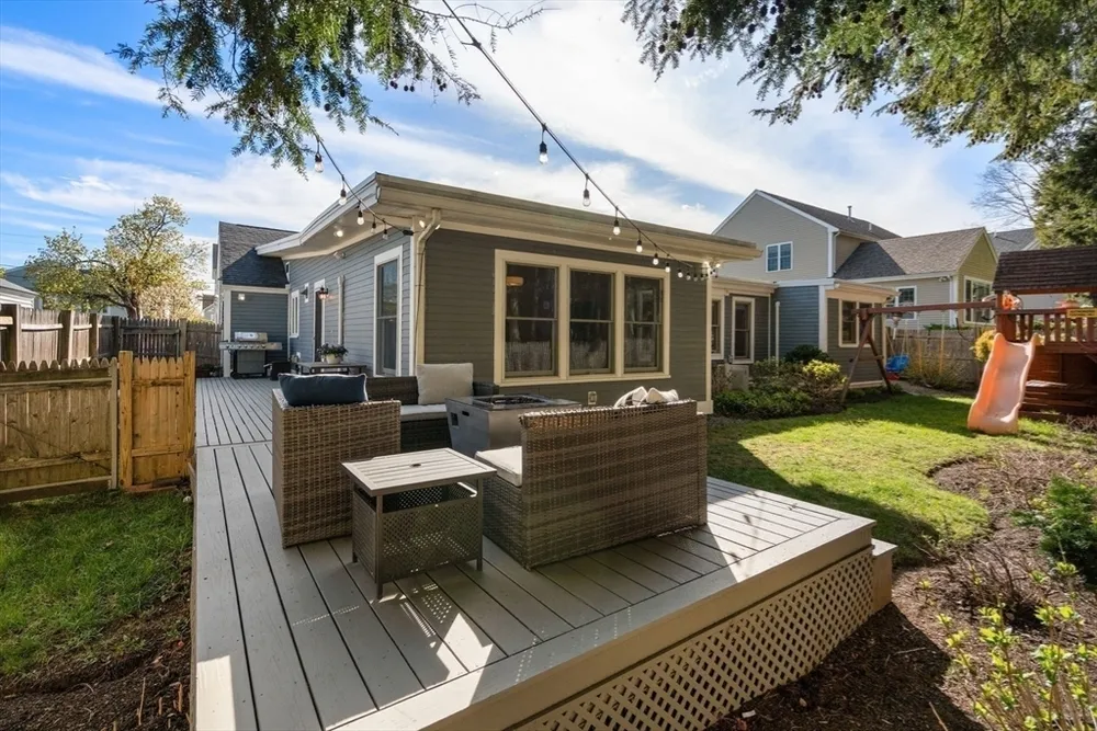 16 Fredette Rd, Newton, MA 02459