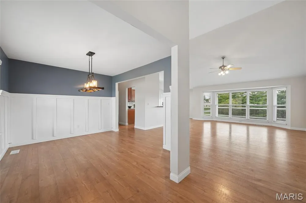 158 Royalwood Place Ct, Lake St Louis, MO 63367