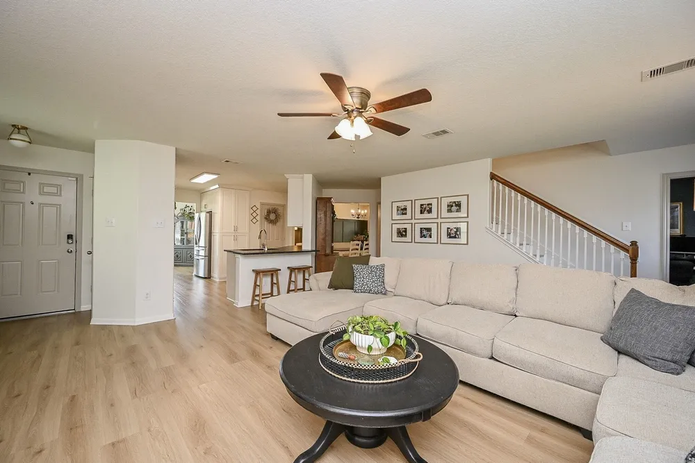 9889 Hyacinth Way, Conroe, TX 77385