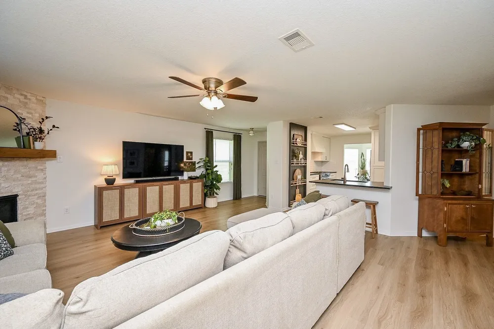 9889 Hyacinth Way, Conroe, TX 77385