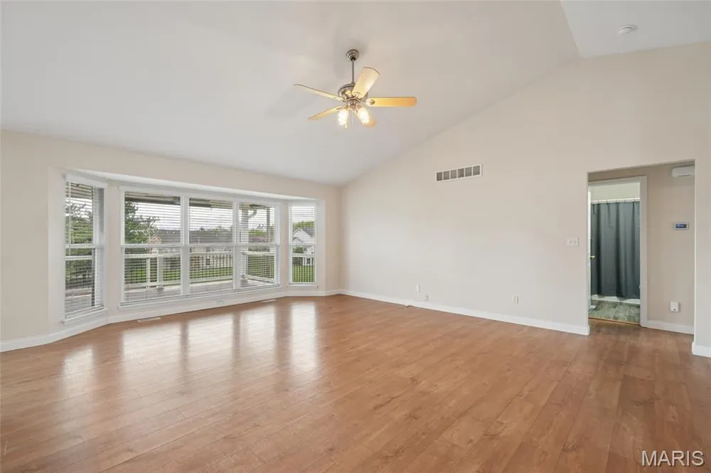 158 Royalwood Place Ct, Lake St Louis, MO 63367