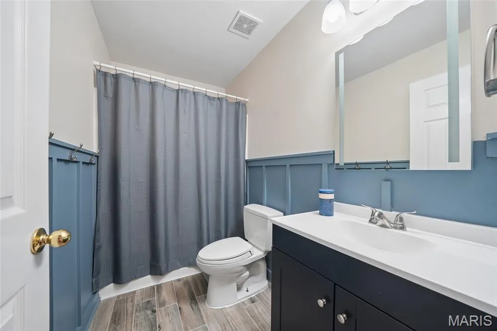 158 Royalwood Place Ct, Lake St Louis, MO 63367
